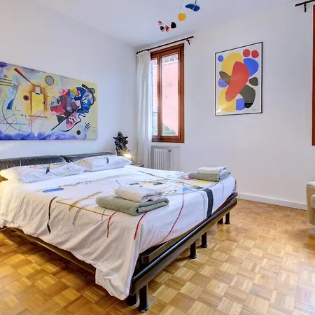 شقة Peggy-guggenheim البندقية