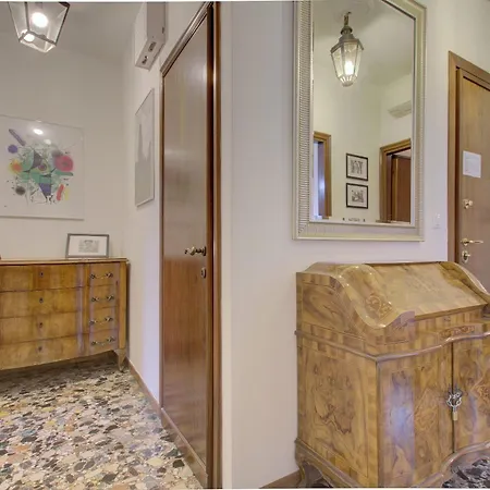 Peggy-guggenheim * البندقية